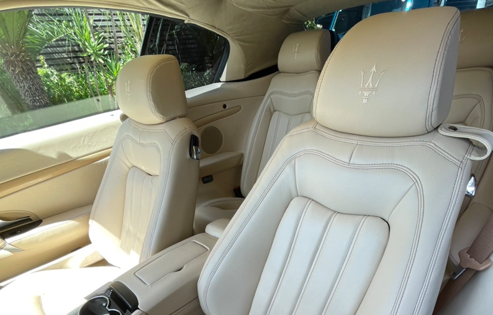 🚗内装の張替えもお任せください！🛠️✨